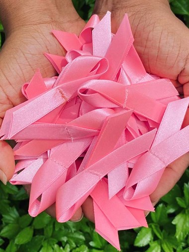 LUX* South Ari Atoll Resort & Villas dedicates October to World Breast Cancer Awareness