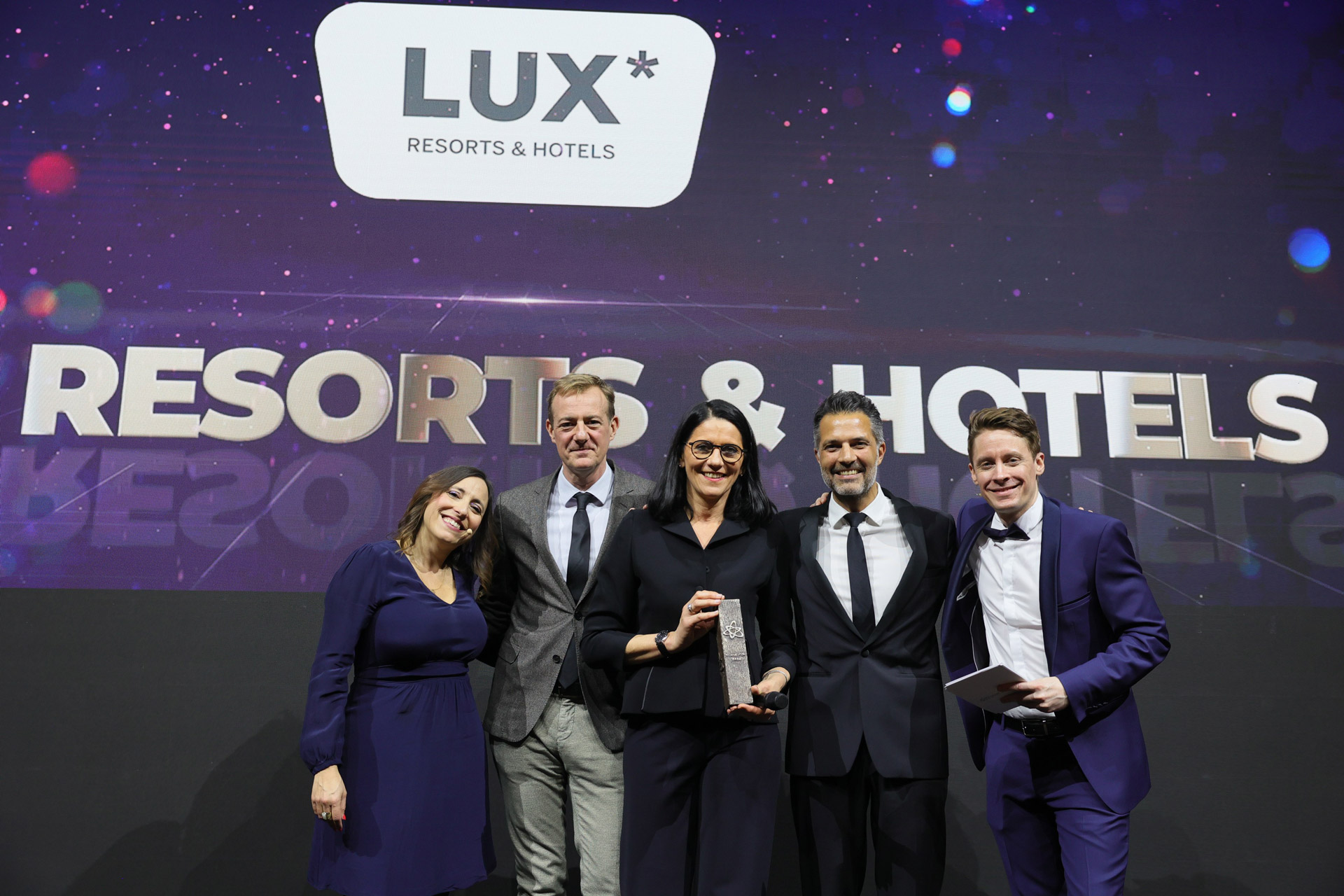 LUX* Hotels & Resorts, la marque emblématique du groupe The Lux Collective, remporte le Travel d’Or 2026 dans la catégorie « Meilleur Groupe hôtelier »