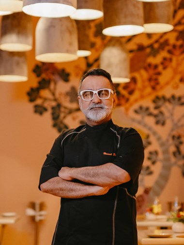 Michelin-Starred Chef Vineet Bhatia, MBE returns to LUX* Belle Mare for an exclusive culinary showcase at Amari by Vineet