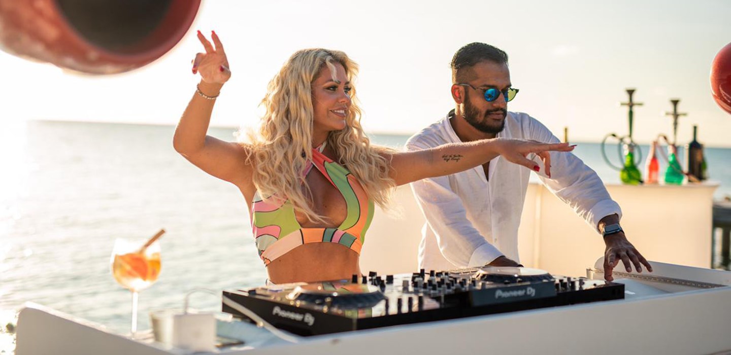 LUX<bdi>*</bdi> South Ari Atoll welcomes back Celebrity DJ Bianca Gascoigne